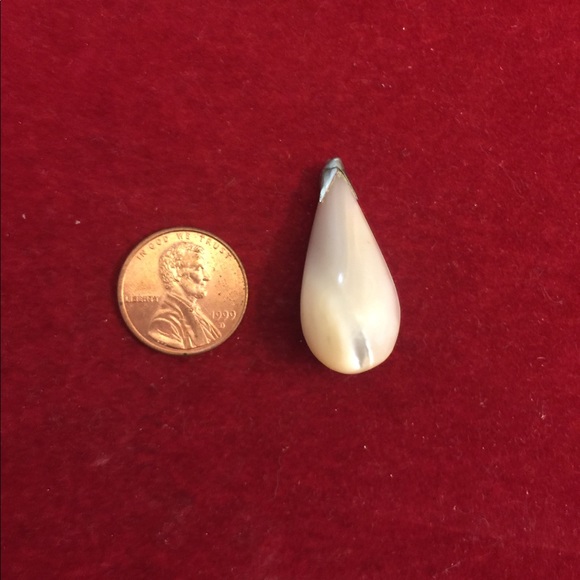 Beautiful TearDrop Natural Shell. Rarest gem!!!! - Picture 4 of 5